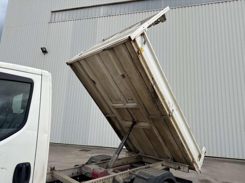 Iveco DAILY 35-120 Photo 20