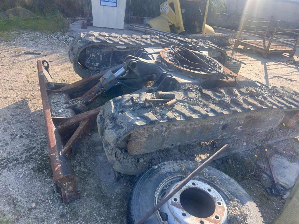 New Holland E50 Photo 5