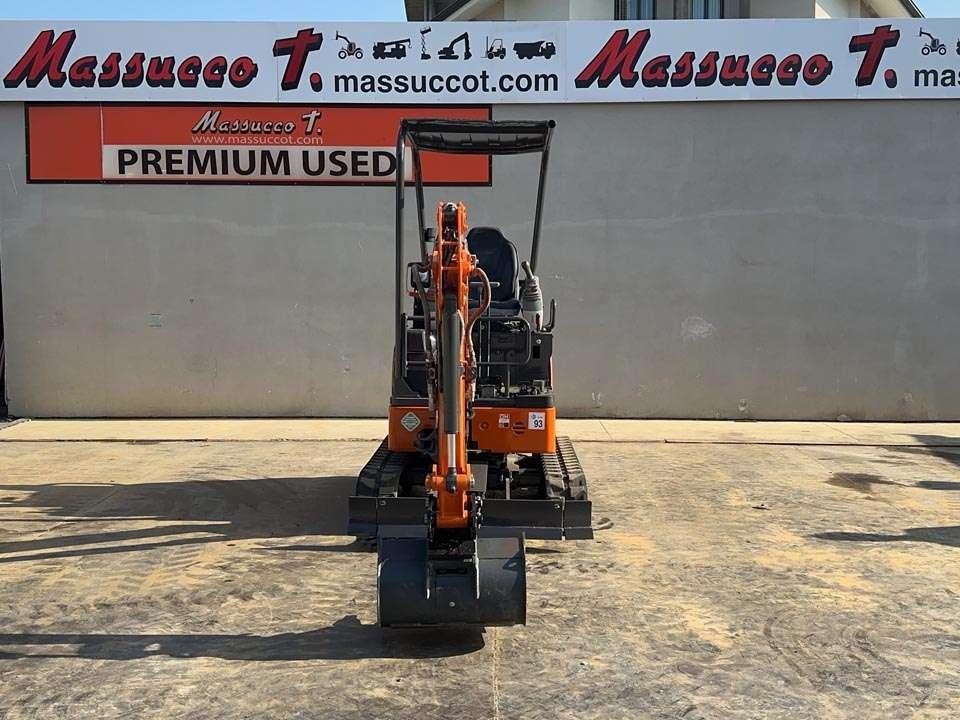 Hitachi ZX19U-5A YR Photo 20