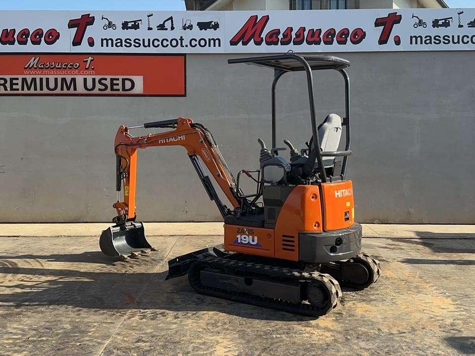 Hitachi ZX19U-5A YR Photo 3