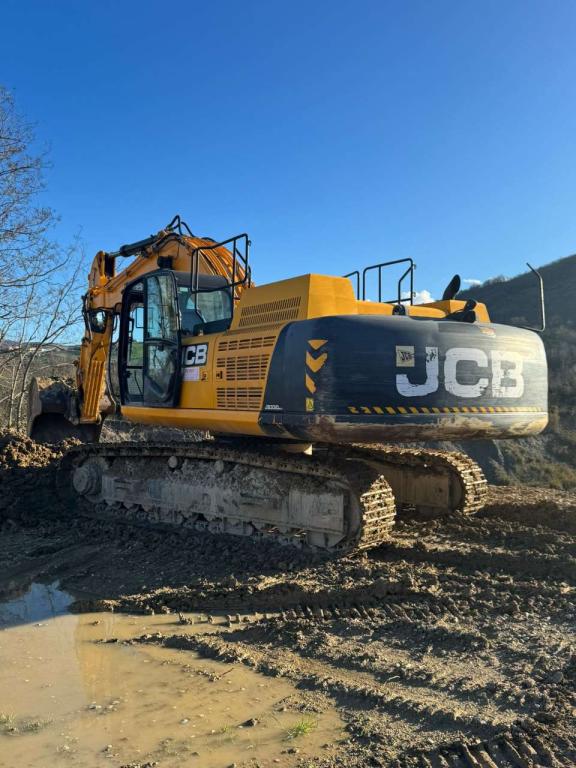 JCB JS330 Photo 4