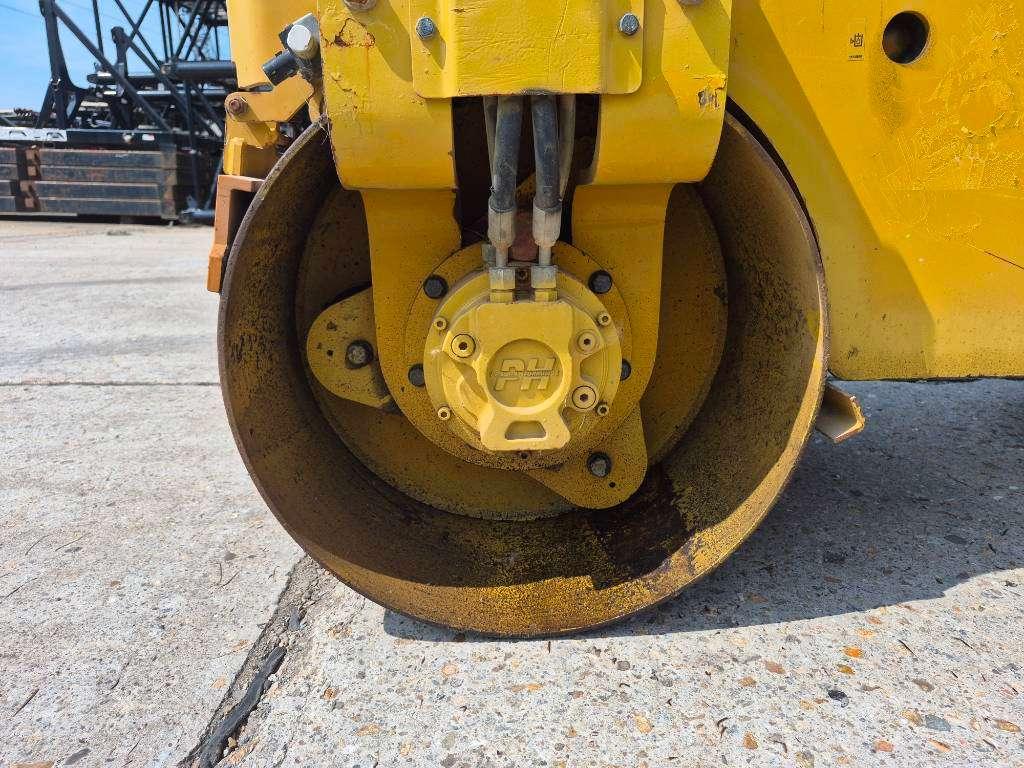 Caterpillar CB 1.7 Photo 16