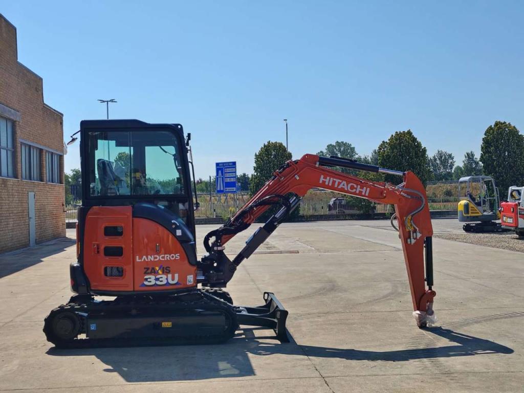 Hitachi ZX 33U-6 CLR Photo 6