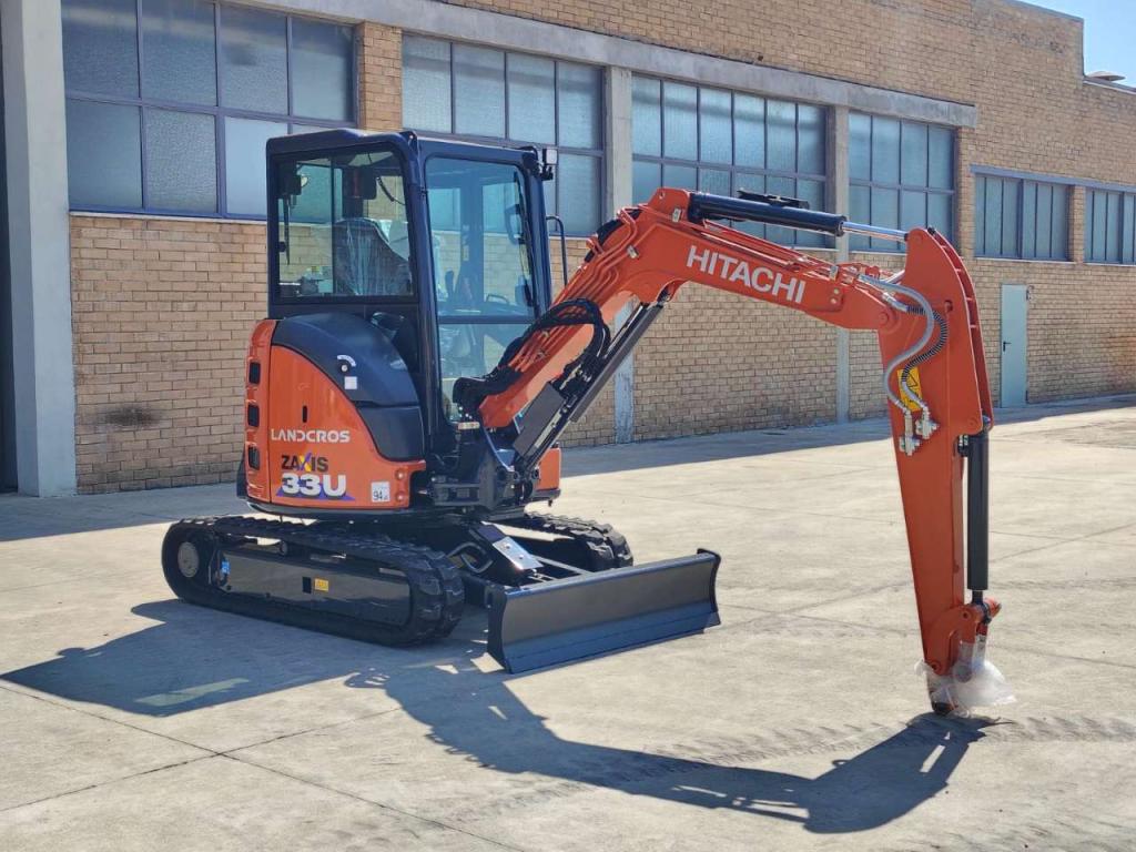 Hitachi ZX 33U-6 CLR Photo 7