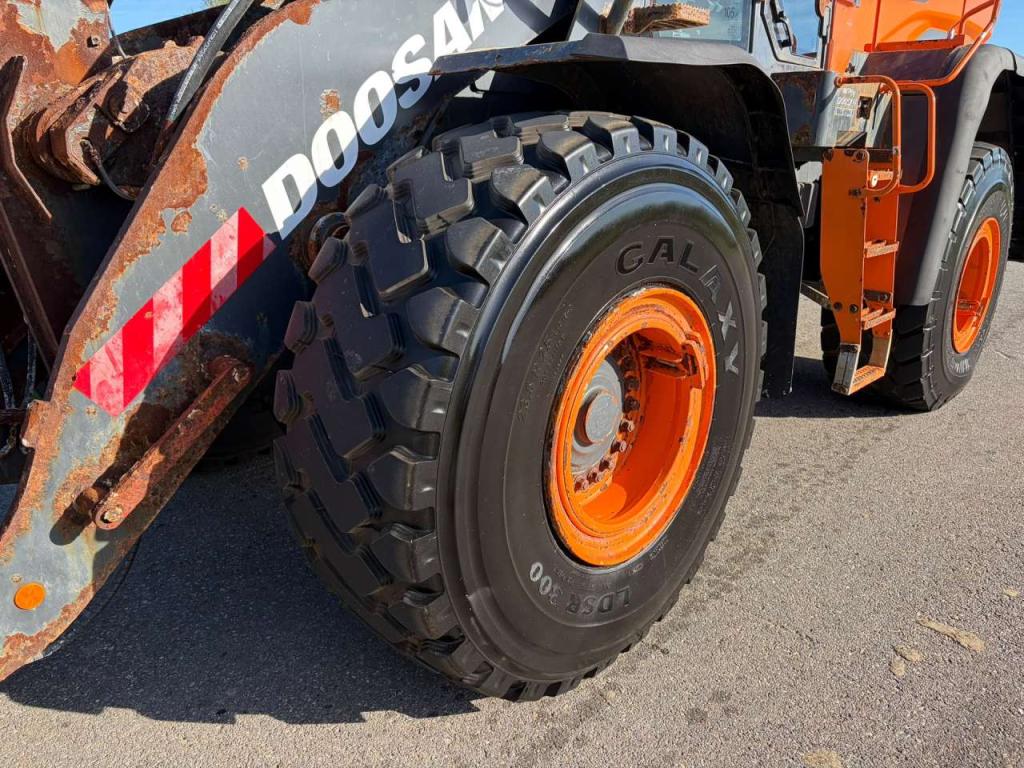 Doosan DL380-7 Photo 12