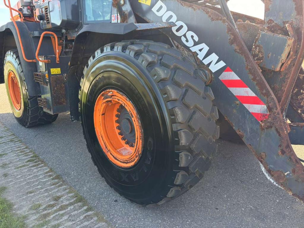 Doosan DL380-7 Photo 14