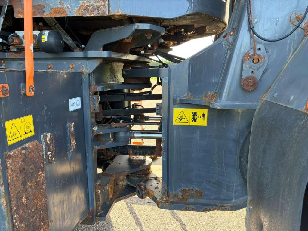 Doosan DL380-7 Photo 17