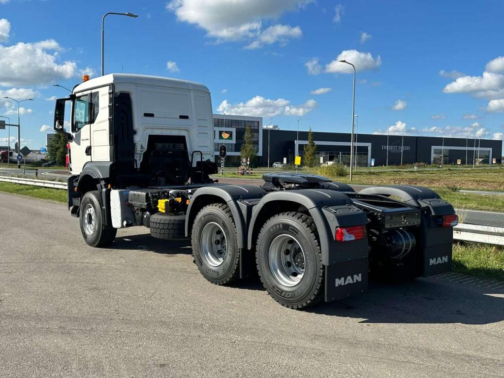 Man TGS 33.400 BB SA 6x4 Manual Photo 4