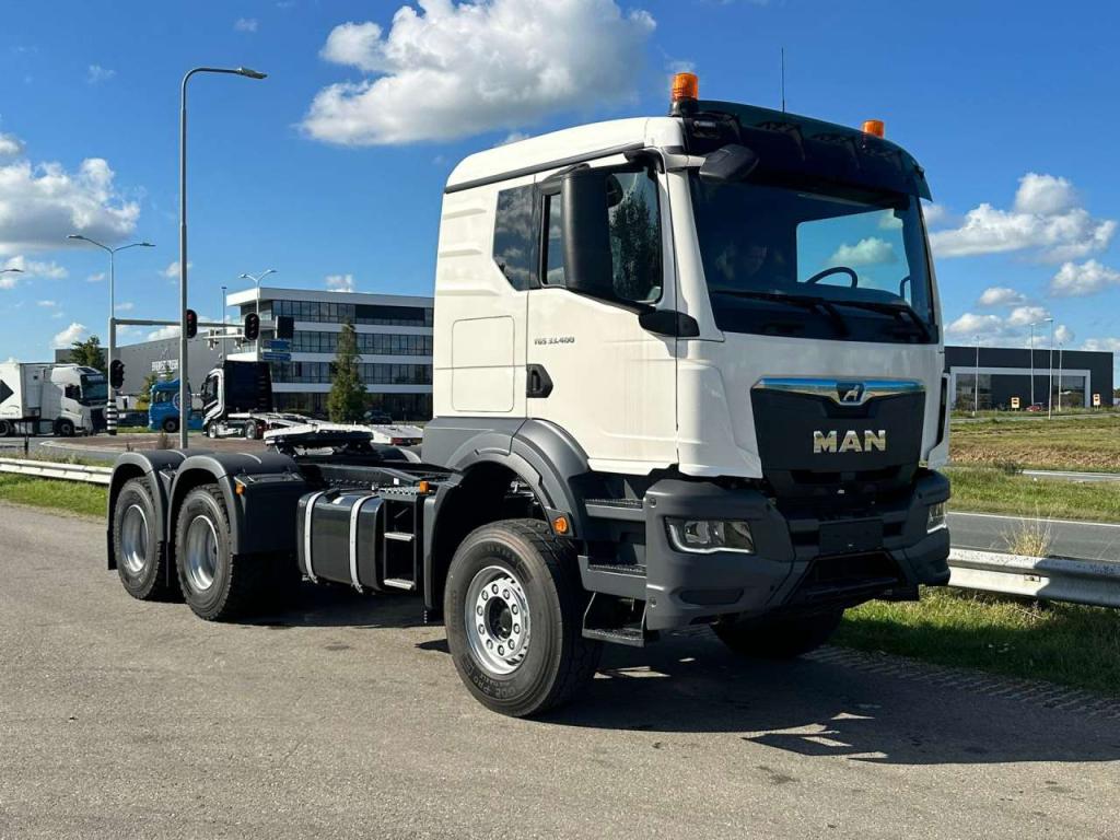 Man TGS 33.400 BB SA 6x4 Manual Photo 7