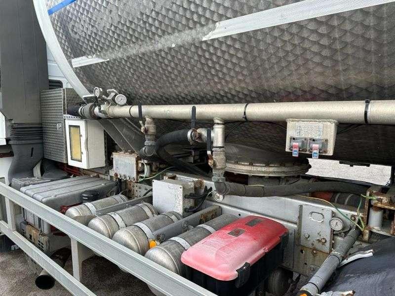 Iveco Eurotech 430 Photo 11