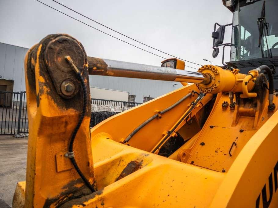 Hyundai HL955XT Photo 7