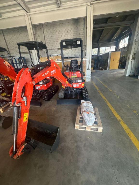 Kubota U18-3 Photo 1
