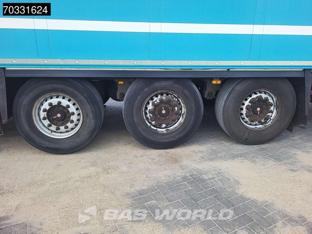 Schmitz SCB*S3B Tailgate Lift Axle 250x270cm Photo 20