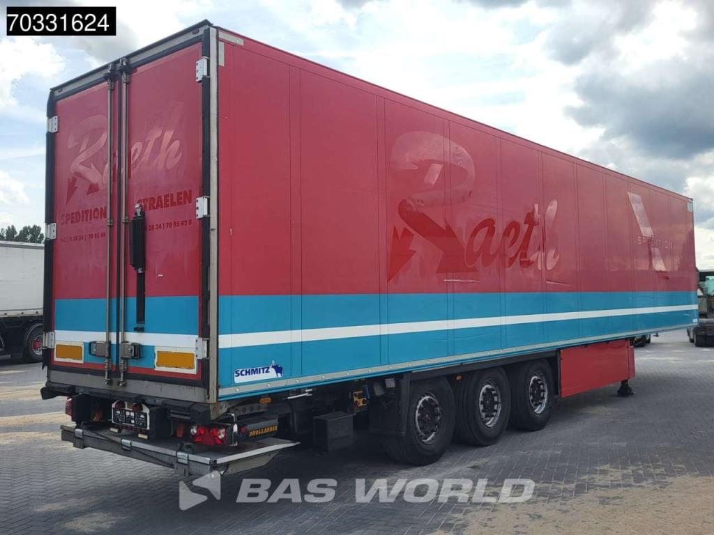 Schmitz SCB*S3B Tailgate Lift Axle 250x270cm Photo 5