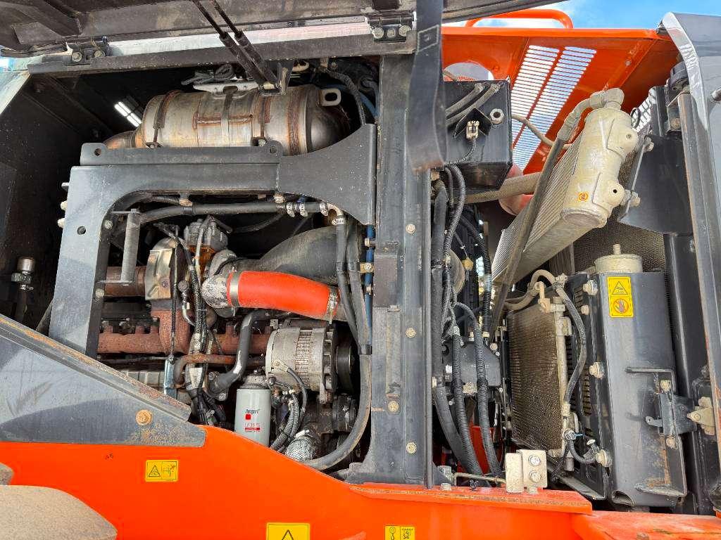 Hitachi ZW250-6 - Automatic Greasing / Weight System Photo 23