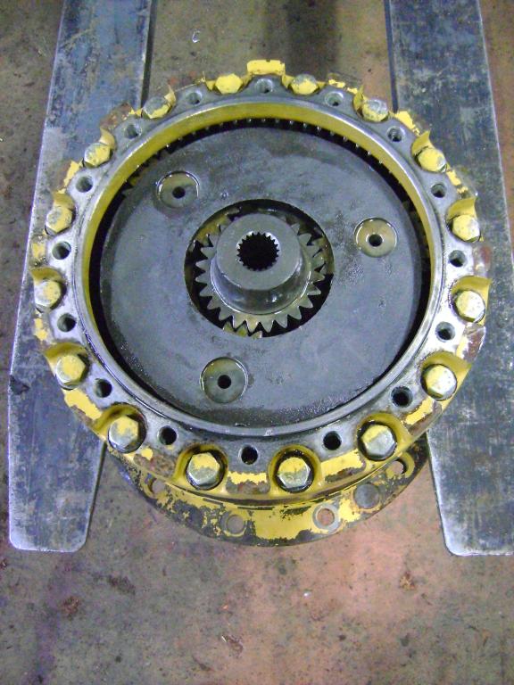Swing drive for Caterpillar 320 N Photo 1
