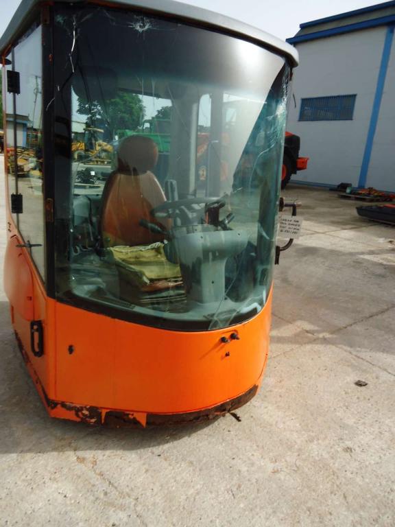 Cab for Fiat Hitachi W130 - 110 Photo 1