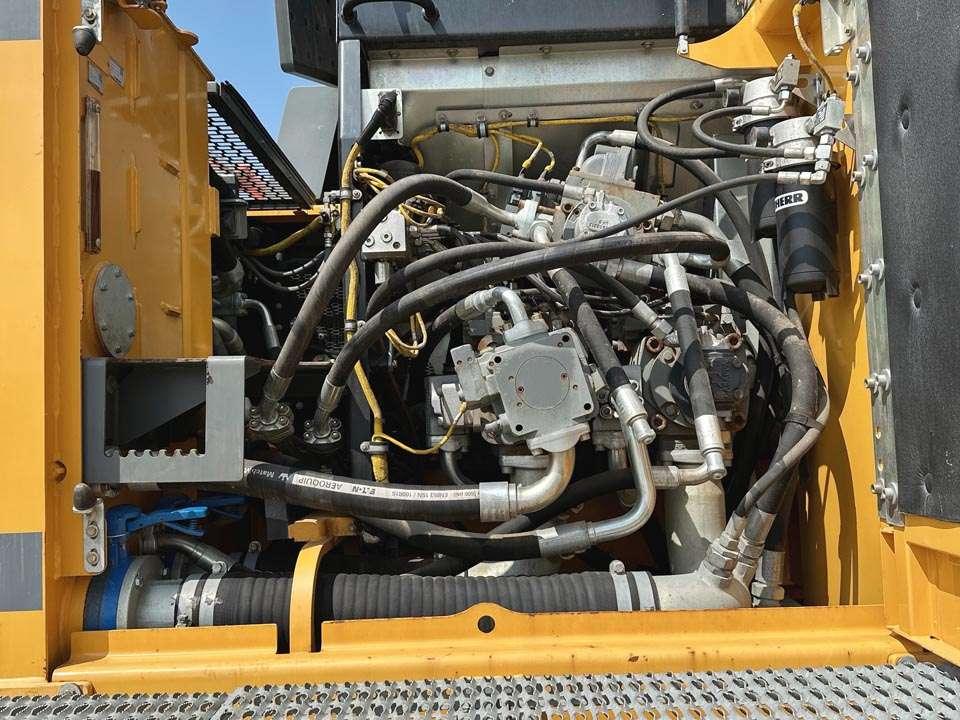 Liebherr R976 LC V Photo 10