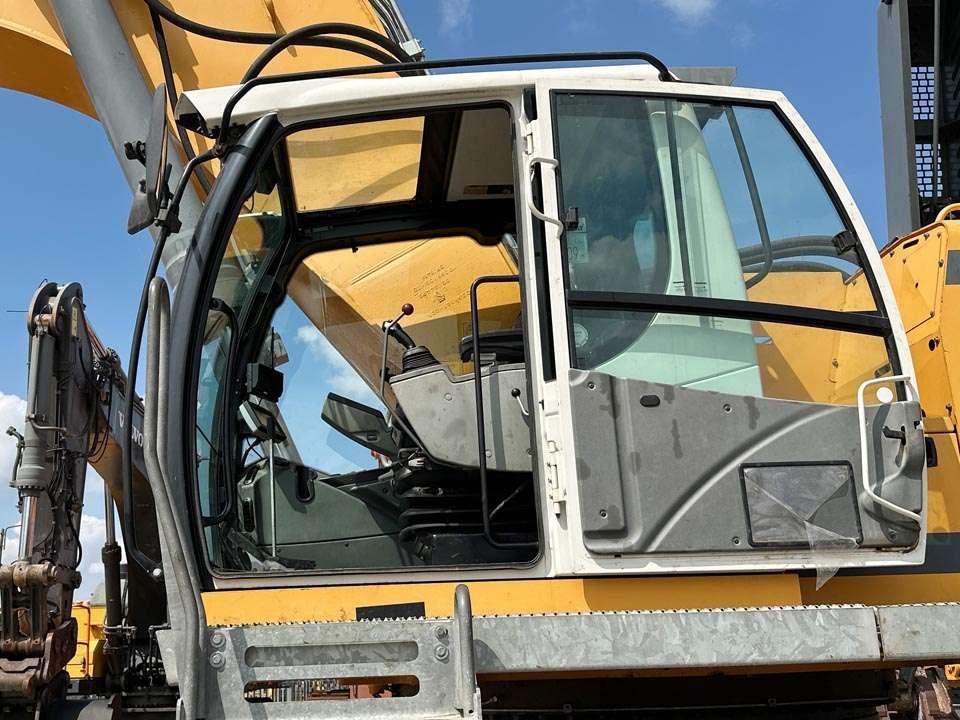 Liebherr R976 LC V Photo 13