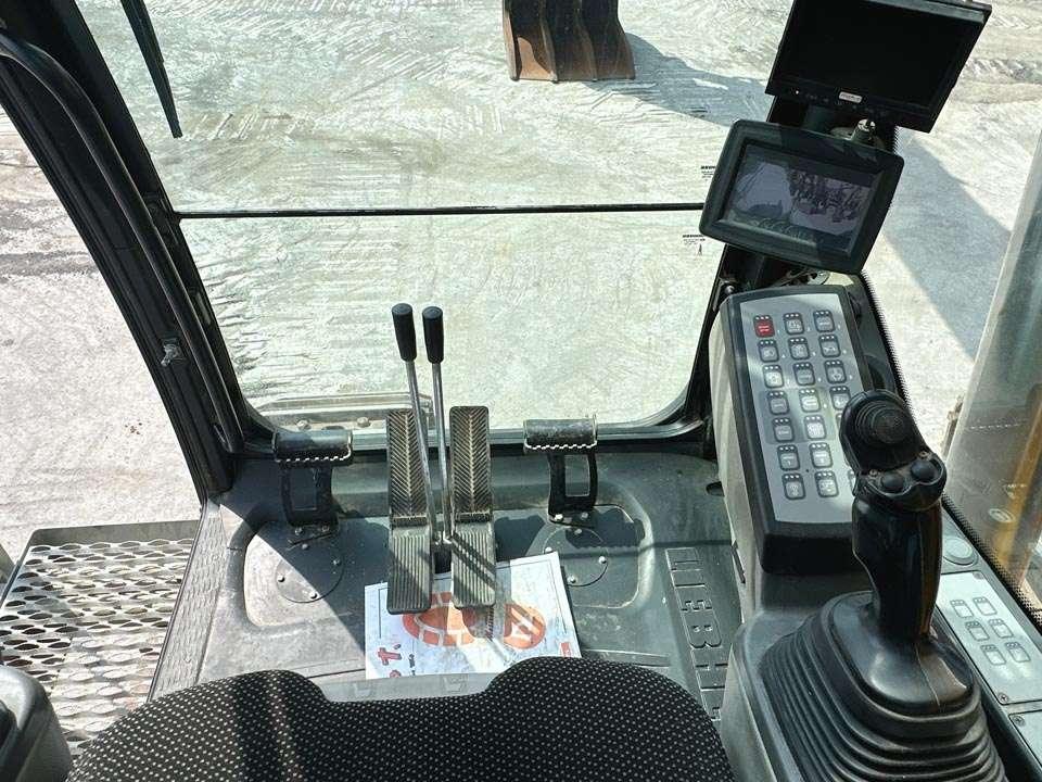 Liebherr R976 LC V Photo 18