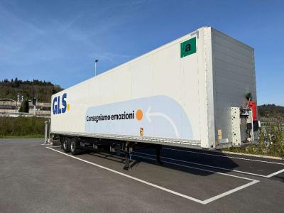Schmitz FURGONATO sold by Bartoli Rimorchi S.p.a.