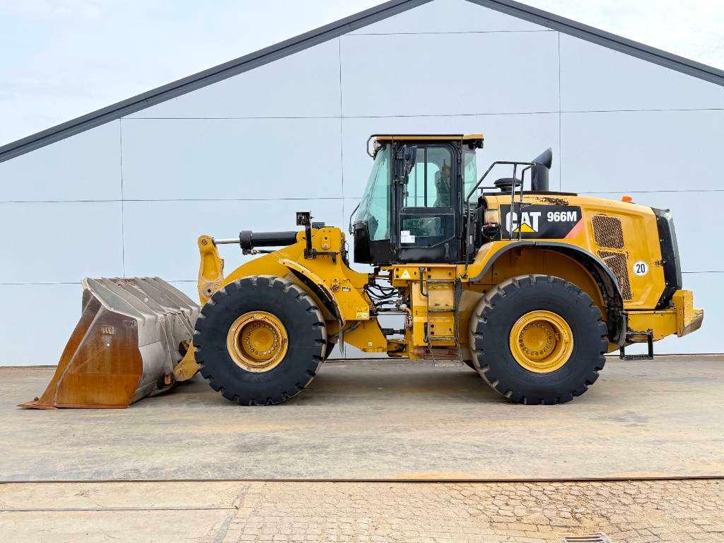 Caterpillar 966M - Automatic Greasing / Backup Camera Photo 1