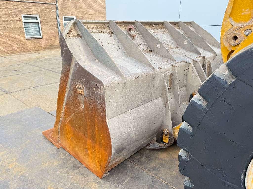 Caterpillar 966M - Automatic Greasing / Backup Camera Photo 23