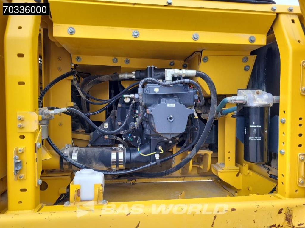 Komatsu PC360 NLC-11 Photo 26