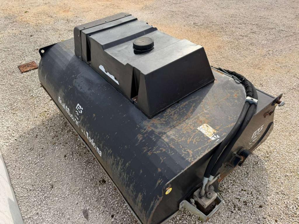 M3 MetalMeccanica Moderna BS180HD Photo 4