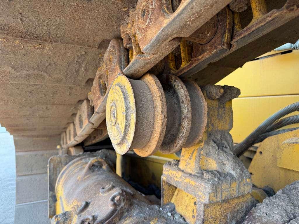 Caterpillar D6N LGP - German Machine / Folding Blade Photo 22