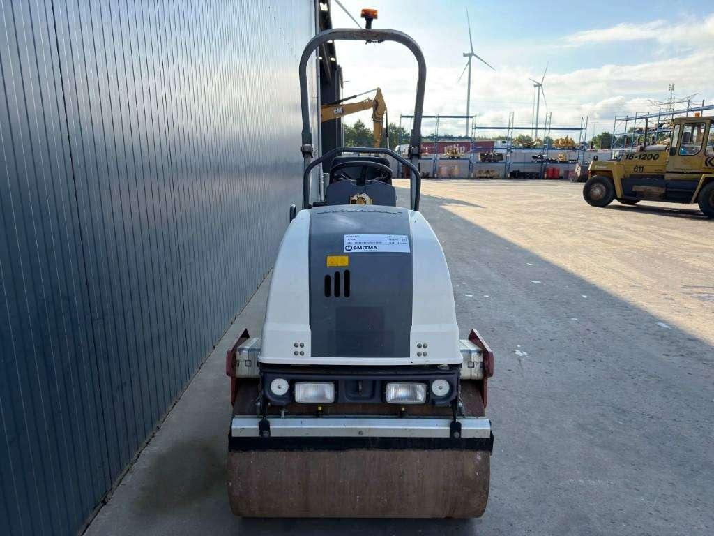Dynapac CC1000 Photo 17