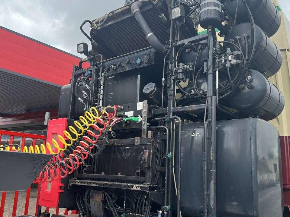 Man TGX 41.680 - 8X4 Photo 4