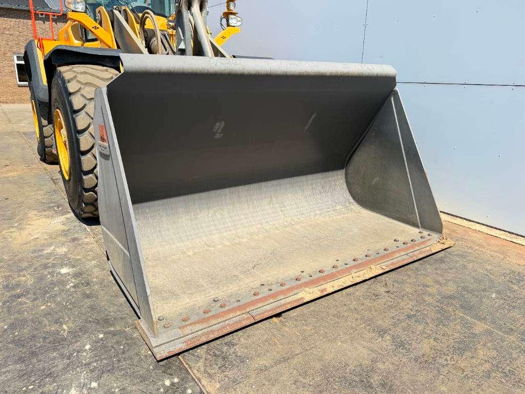 Volvo L180H - Automatic Greasing / Camera Photo 15