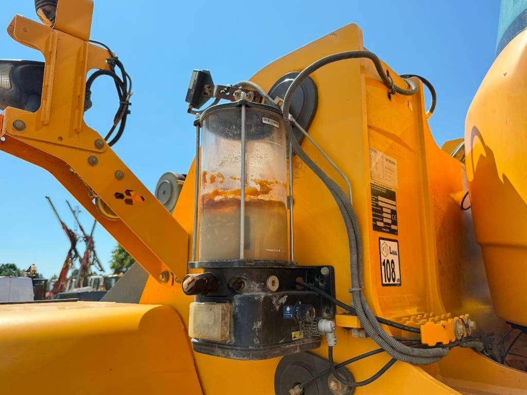 Volvo L180H - Automatic Greasing / Camera Photo 22