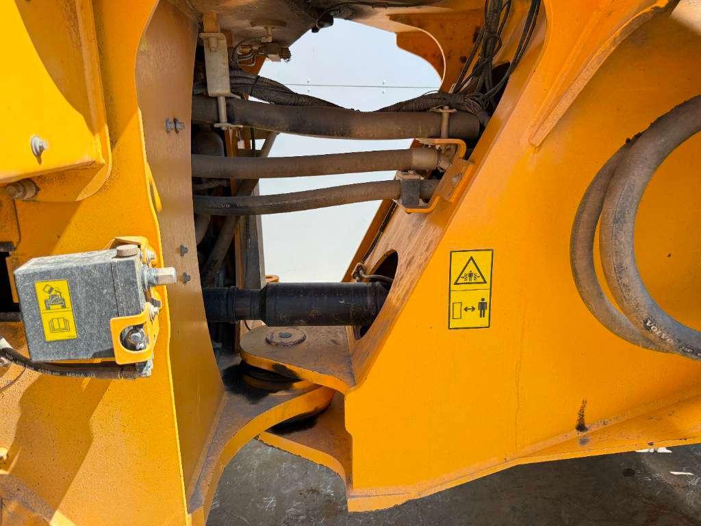 Volvo L180H - Automatic Greasing / Camera Photo 24