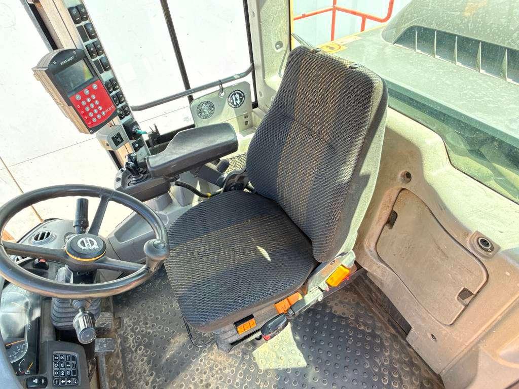 Volvo L180H - Automatic Greasing / Camera Photo 6