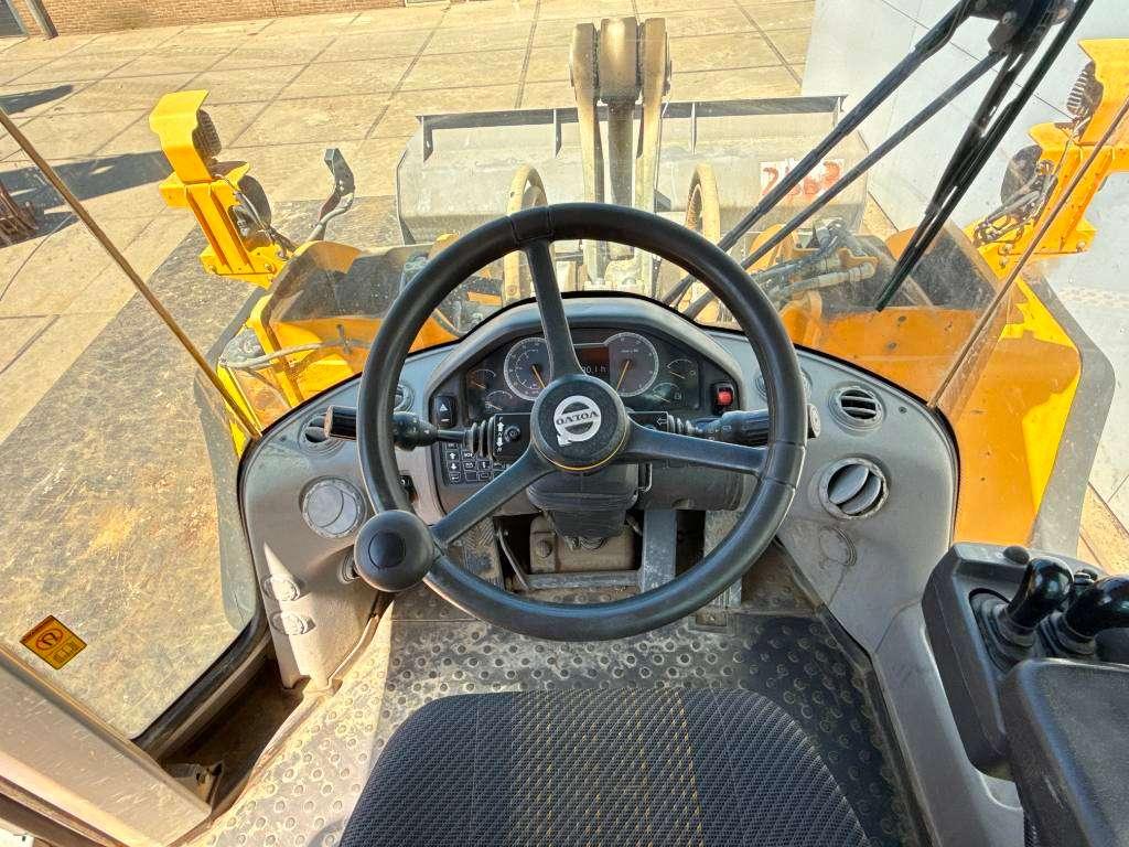 Volvo L180H - Automatic Greasing / Camera Photo 7
