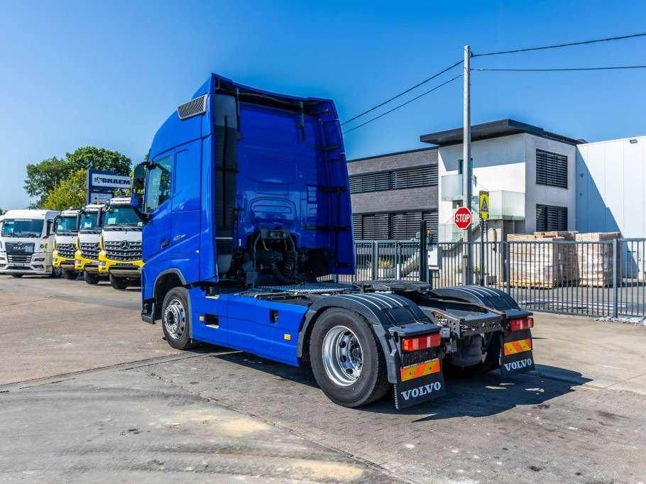 Volvo FH 420 Photo 3