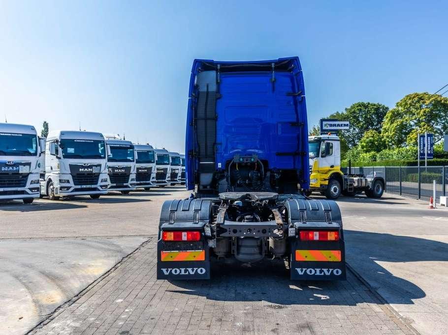 Volvo FH 420 Photo 4