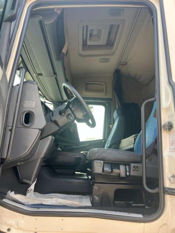 Scania 440 USATO TRATTORE CON RALLA Photo 6