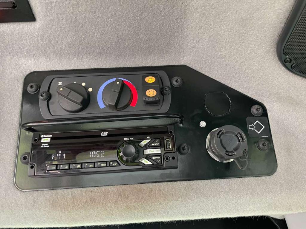 Caterpillar 140 15A Photo 26