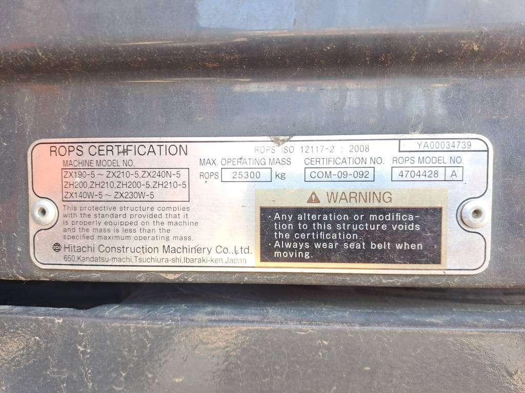 Hitachi ZX170W-5B Photo 11