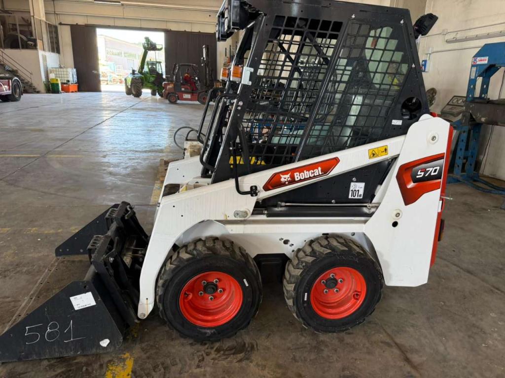 Bobcat S70 Photo 2