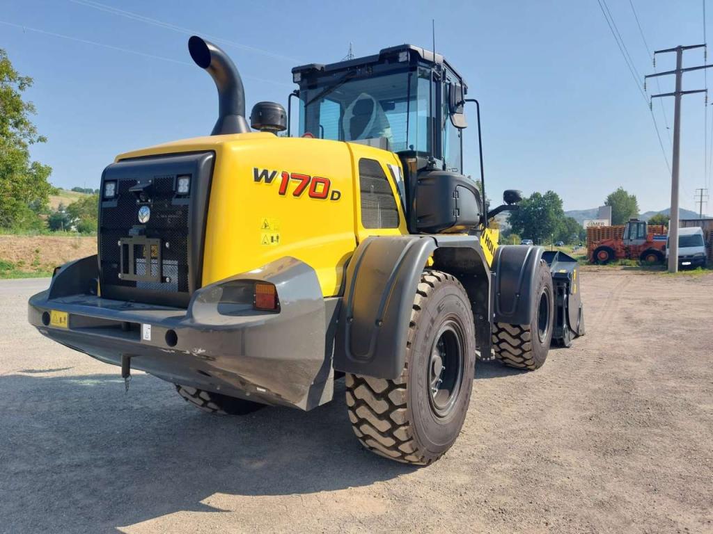 New Holland W170D Photo 5