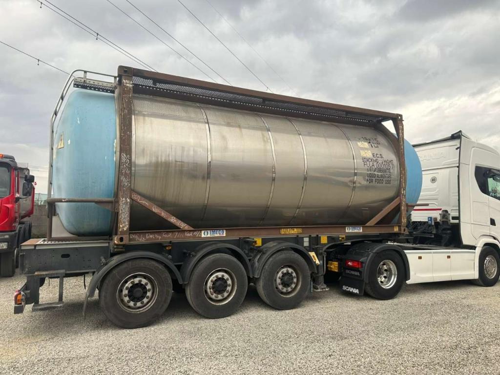 CIR Container chassis semi-trailer Photo 3