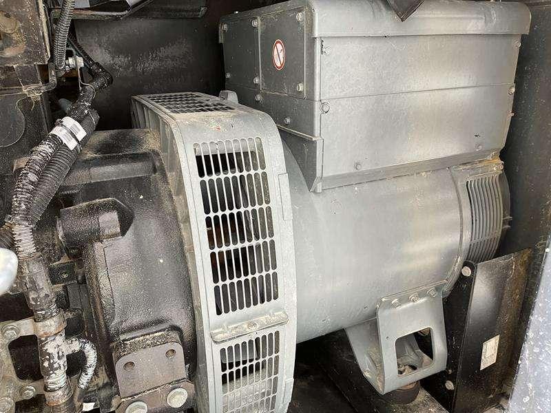 SDMO R 110 C 3 Photo 16