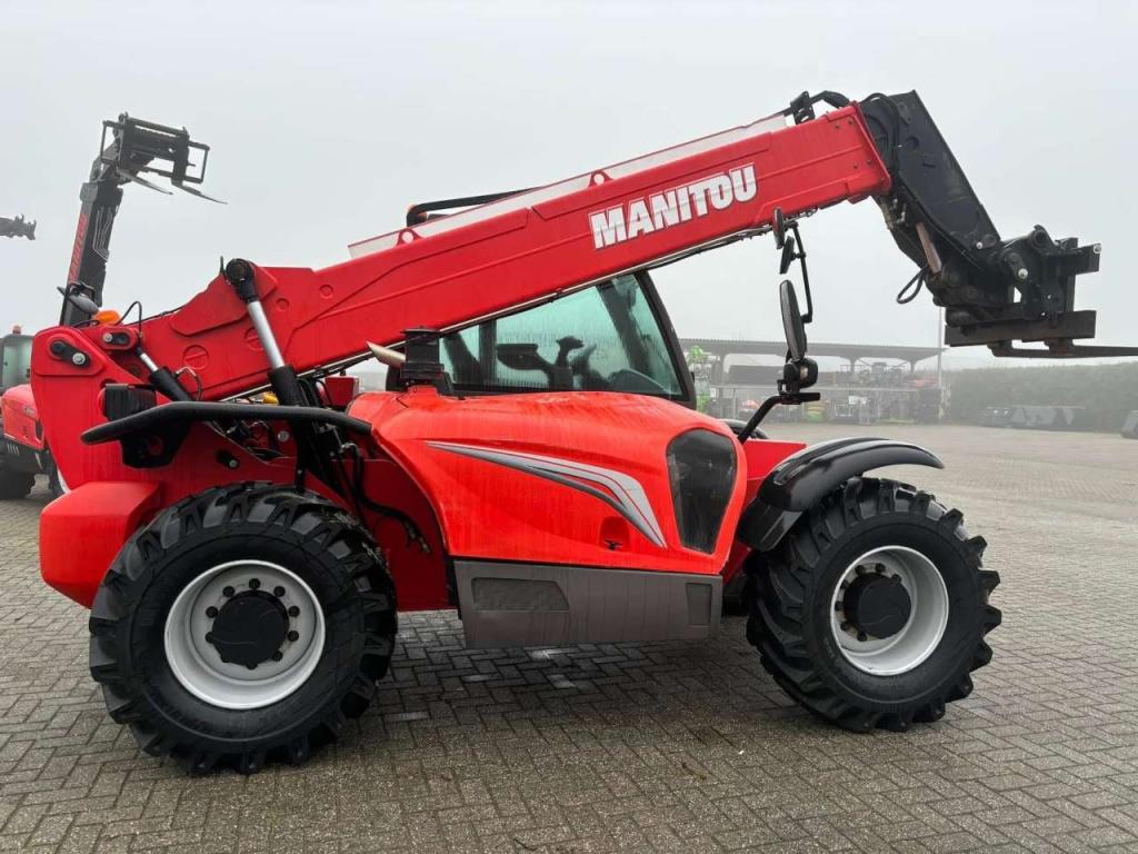 Manitou 845-120 Photo 1