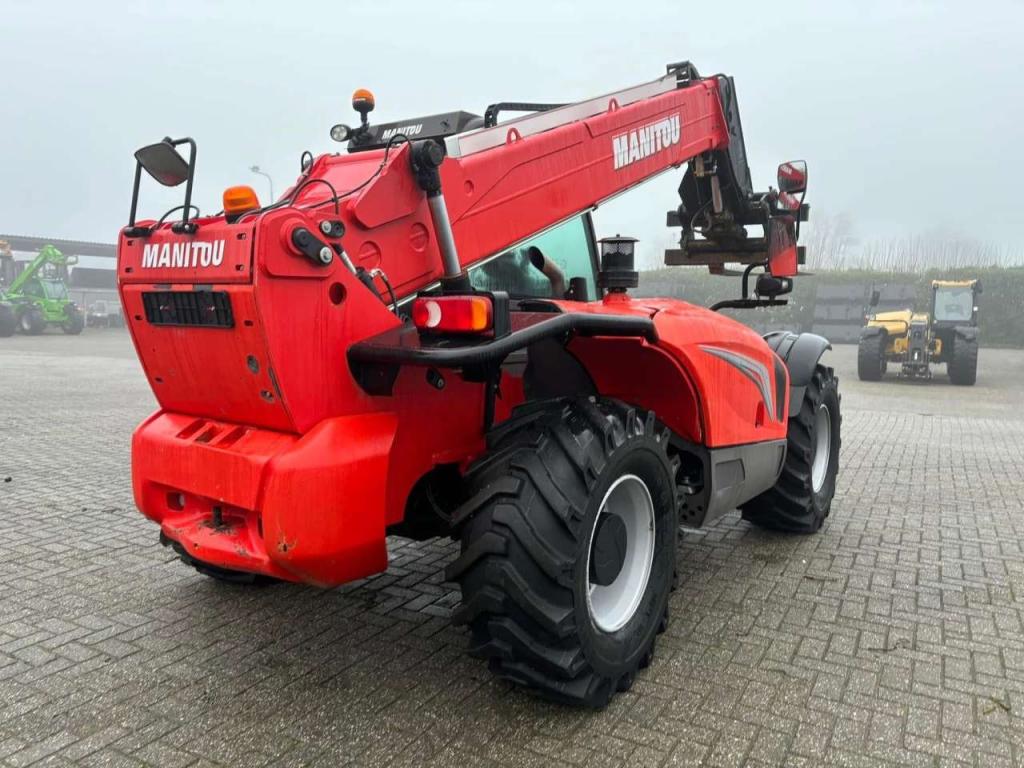 Manitou 845-120 Photo 3