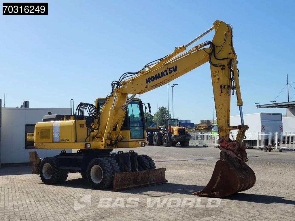 Komatsu PW180 -7E0 OUTRIGGERS + BLADE Photo 10