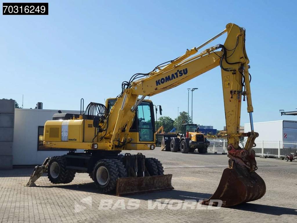 Komatsu PW180 -7E0 OUTRIGGERS + BLADE Photo 11